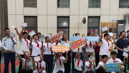 应急微课堂进社区,扬州市开展第36个国际减灾日主题活动