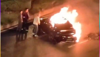 成都发生一起严重交通事故,上游新闻实地探访:燃烧留下的印记仍在