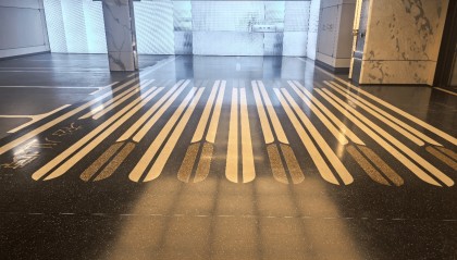 杭州不少小区地下车库的地面已破旧不堪，翻新要多少钱？