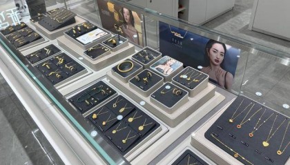 大盘金价跌破900元/克,长沙市场“销售热”与“回收潮”并行