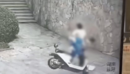 2名高中生骑电动车撞墙双双身亡,家属:最高时速达100多公里,系改装车辆