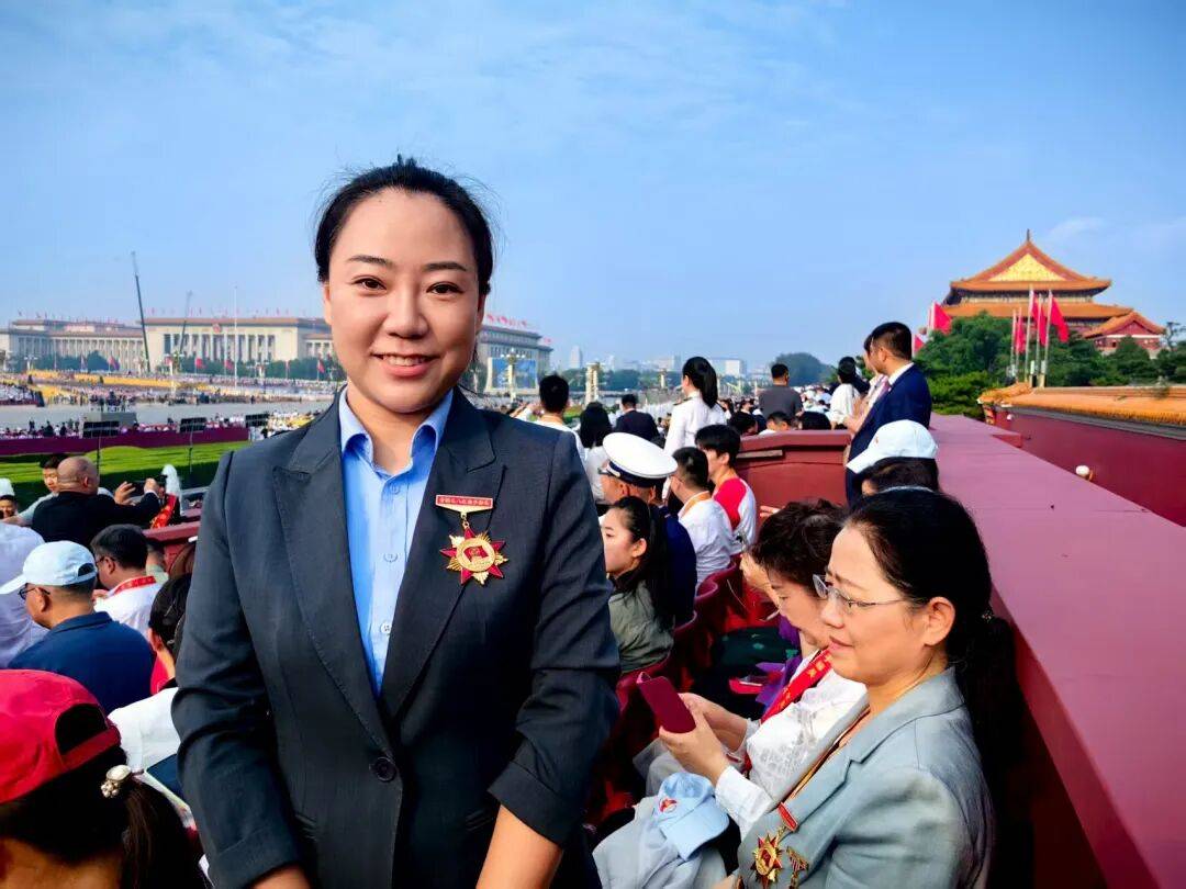 9月3日，她们在现场|12位全国三八红旗手标兵，阅兵观礼！